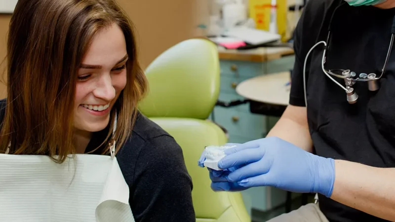 Comox Avenue Dental Centre – Dr. Leo C. Johnson